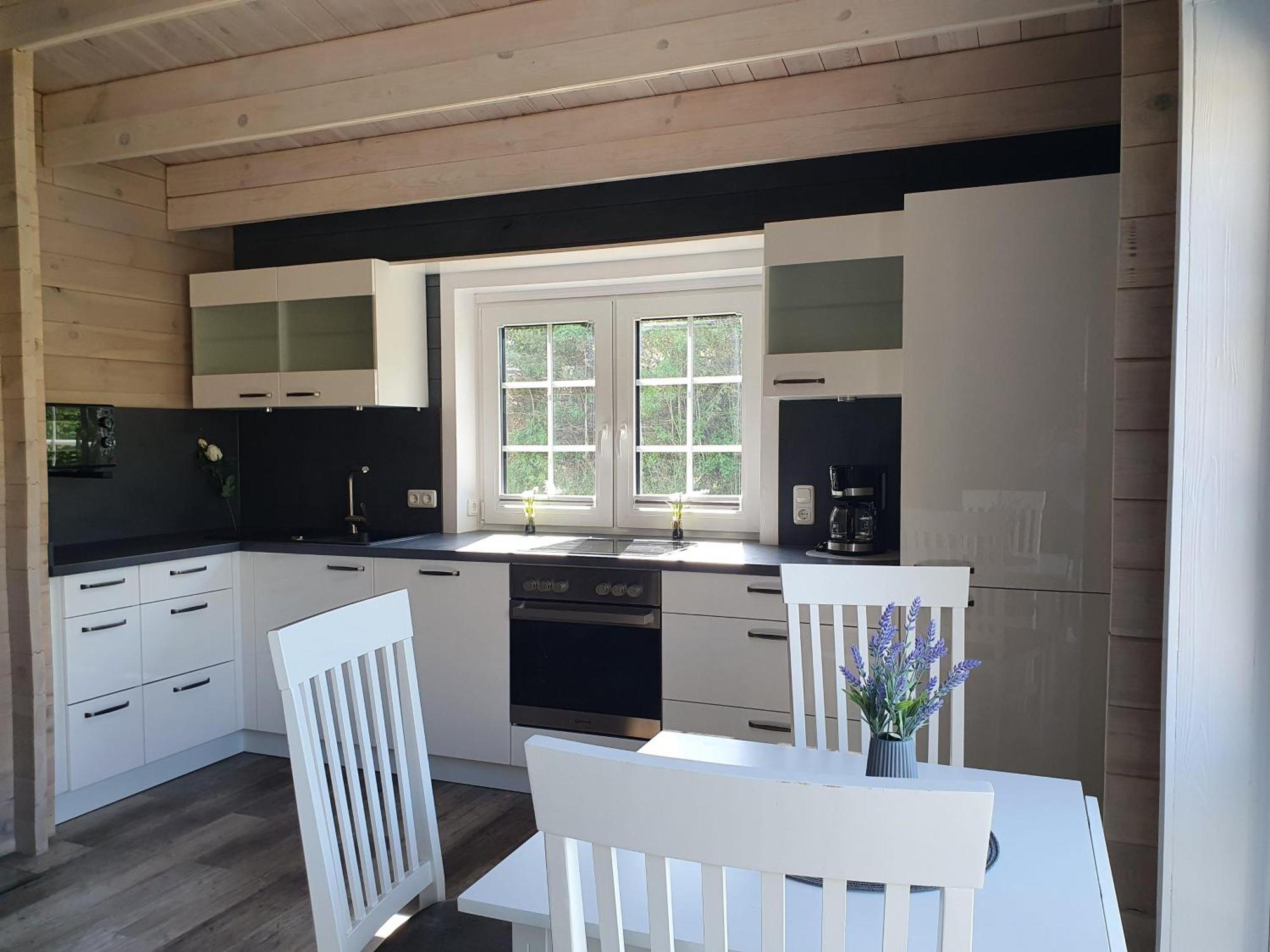 Idyllisches-Blockbohlenhaus-Mit-Eigenem-Garten-Und-Sauna-Zum-Wohlfuehlen Martensrade Exterior foto